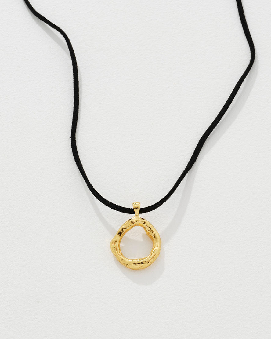 Yara Necklace in Black