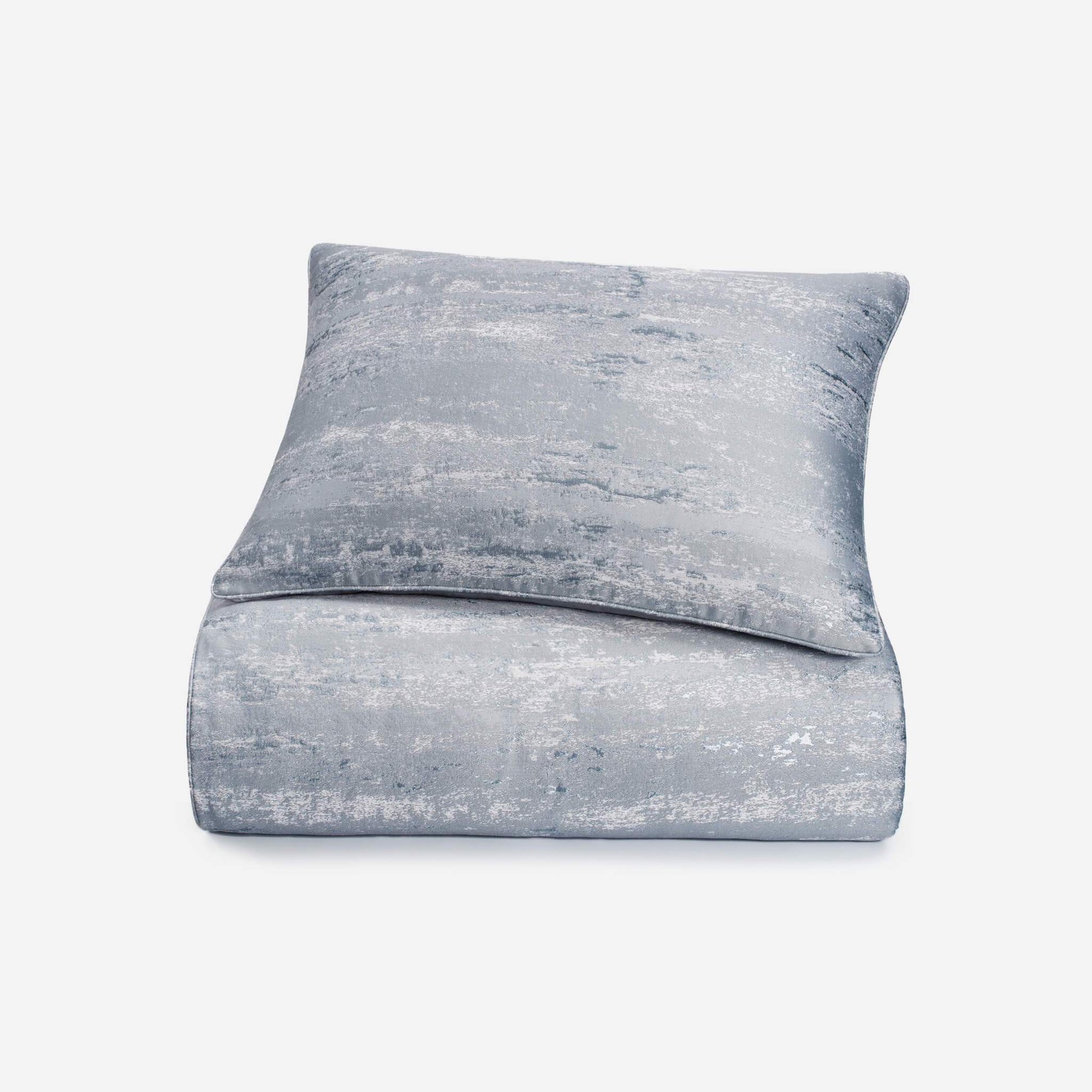 Nova Comforter Set