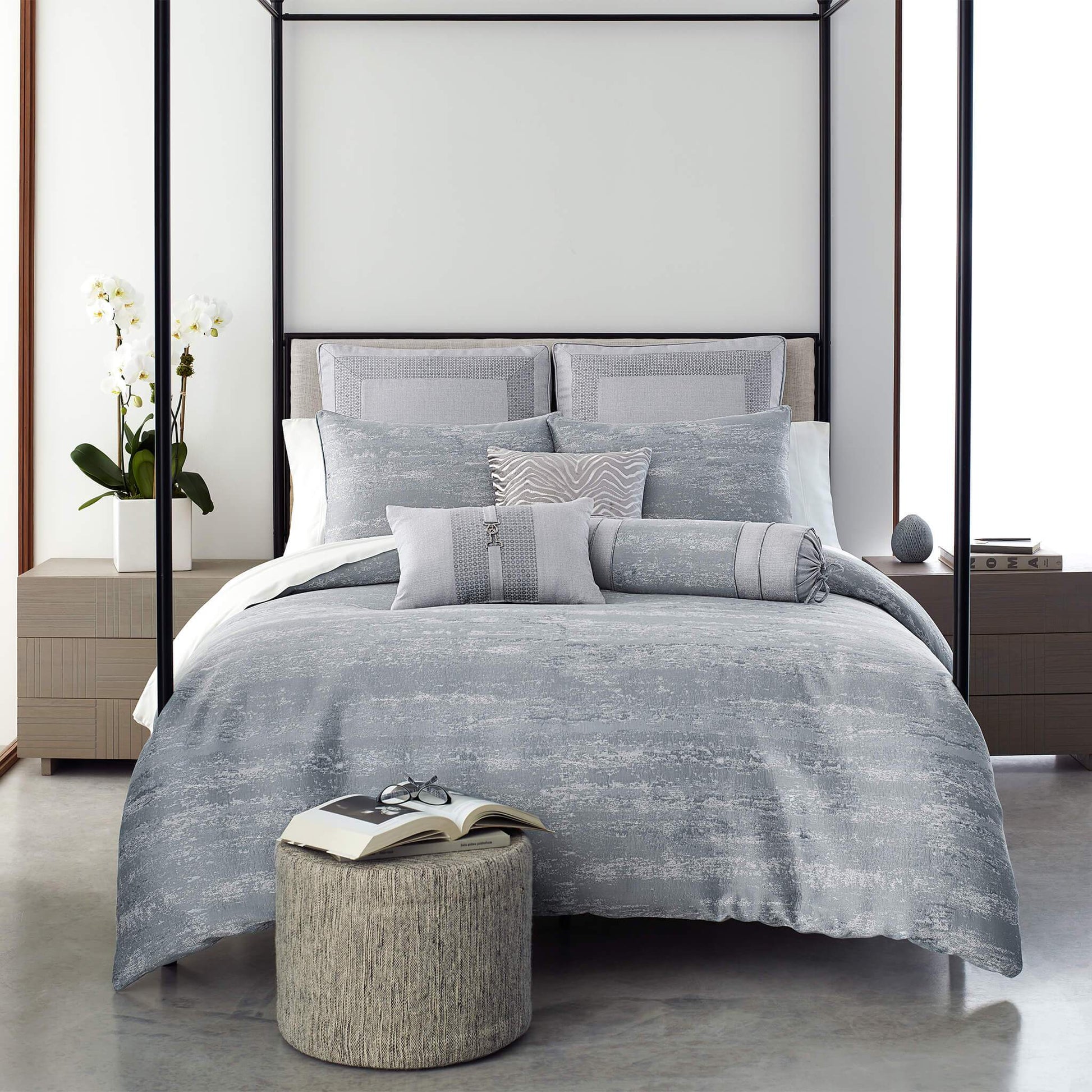 Nova Comforter Set